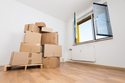 Moving truck support for larger storage loads
