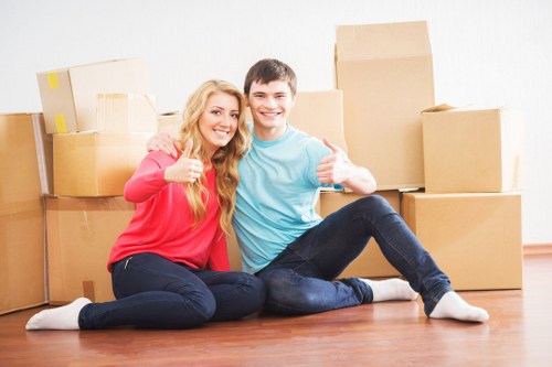 Efficient packing techniques for moving