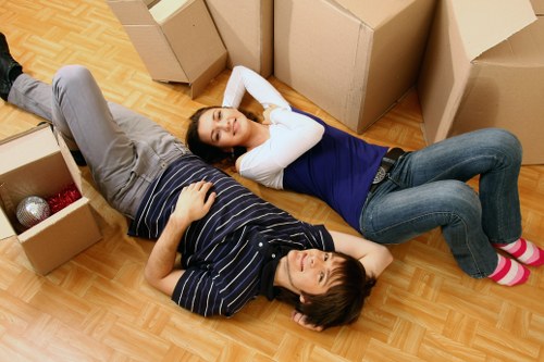 Choosing the right man with van service in Kensington